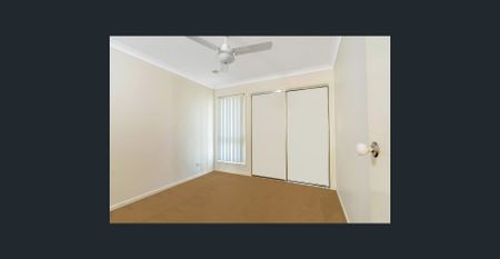 Modern Townhouse in Quiet Off Street Location - Photo 3