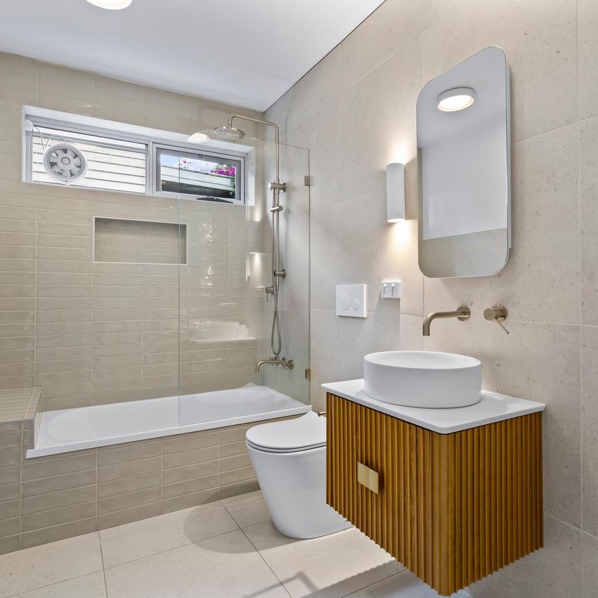 Surprisingly Spacious, Low Maintenance Light filled Living. - Photo 1