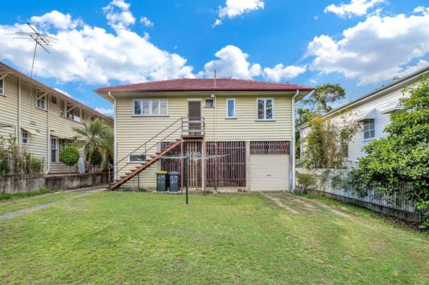 10 Quarry Street, Woolloongabba. - Photo 1