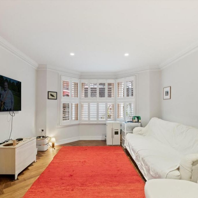 4 bedroom terraced house to rent - Photo 1