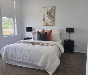 Modern 3-Bedroom Family Home!!! - Photo 4