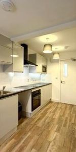 George Street, Newcastle-Under-Lyme, ST5 - Photo 3