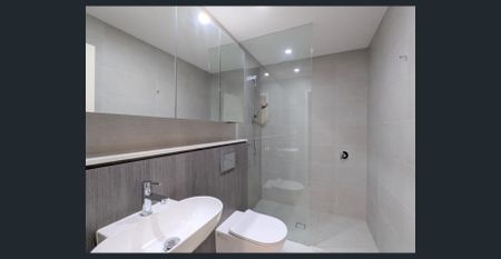 Modern 2 Bedroom Apartment for Lease – Coastal Living in Kogarah - Photo 5