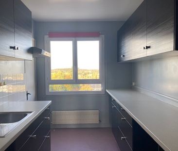 Location Appartement 3 pièces 72m² LISIEUX 14100 - Photo 3