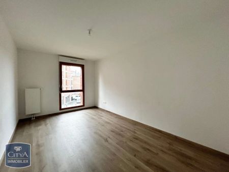 Appartement à louer 4 pièces 85.6m² - Photo 2