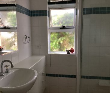 Furnished ground floor apartment - Photo 6