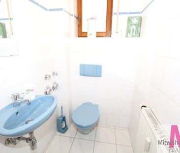 Sehr hübsche helle Wohnung - Photo 4