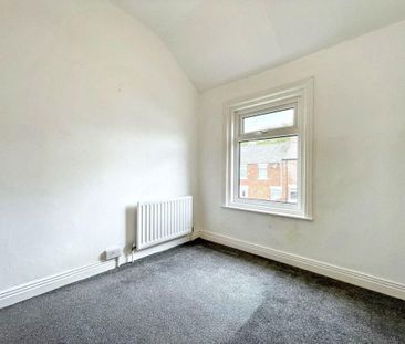 3 bed terraced house to rent in SR8 - Photo 5