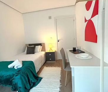 Avenida de Fuenlabrada, Leganés, Community of Madrid 28912 - Photo 5