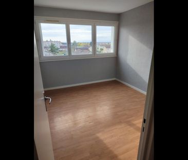 Location Appartement 2 pièces 48 m² Issoudun - Photo 1