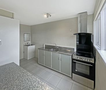 2 Bedroom in Maungaraki - Photo 1