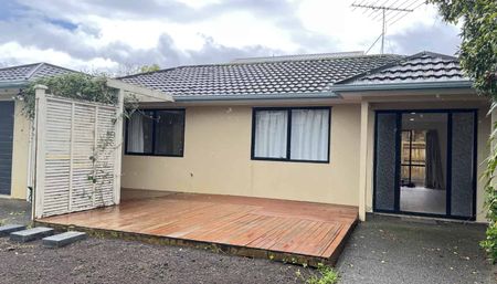 3 Bedroom Home in Westlake Zone - Photo 3