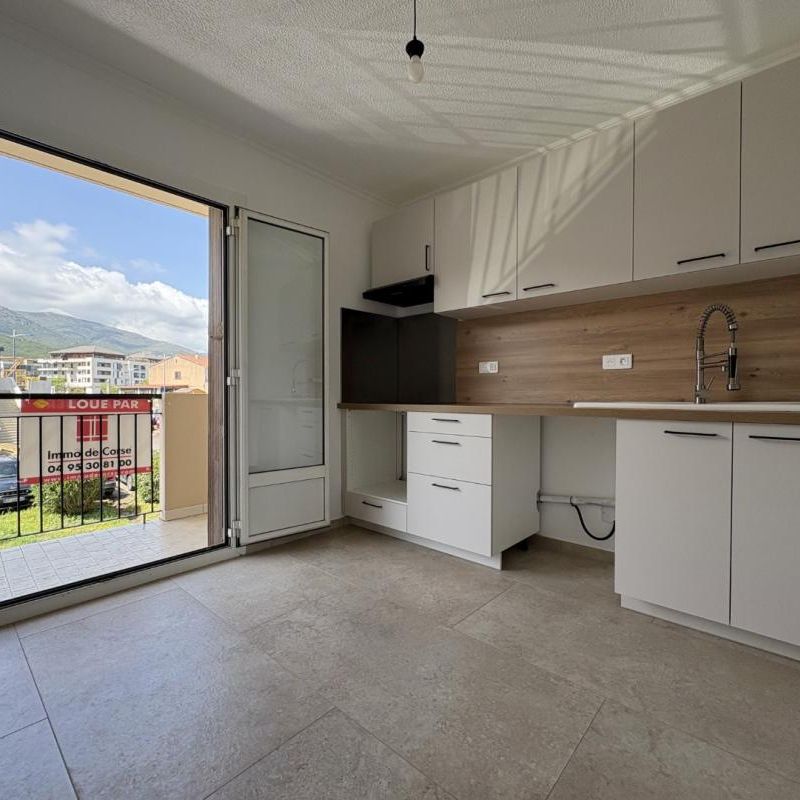 Location appartement à Borgo - Photo 1