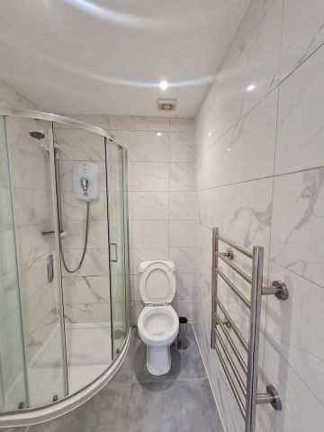 Studio Flat, Marsala Road, SE13 - Photo 3