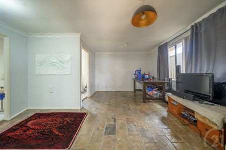 Lovely Updated Home in Quiet Location! - Photo 5