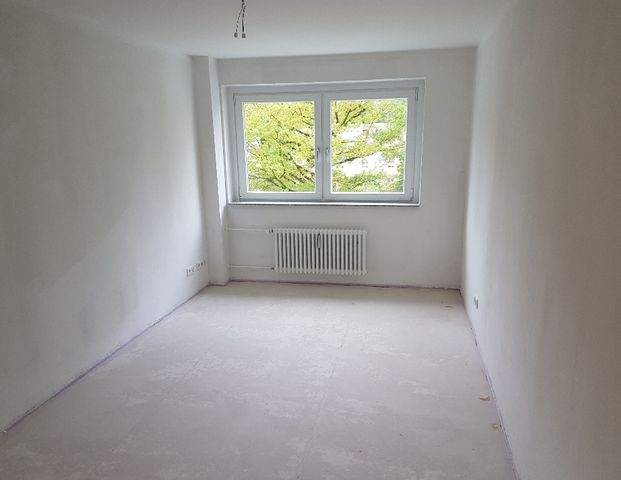 Top modernisierte Wohnung mit fantastischem Blick über die Wälder&#8230; - Foto 1