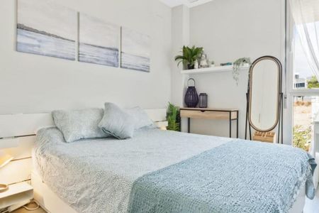 Luxury penthouse for rent in Estepona, Spain - Photo 5