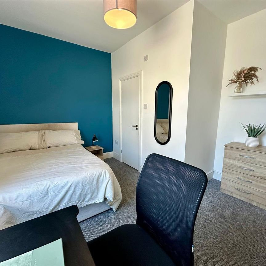 1 bed house share to rent in Coultate Street, Burnley, BB12 - Photo 1