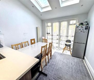 5 bedroom house to rent - Photo 2