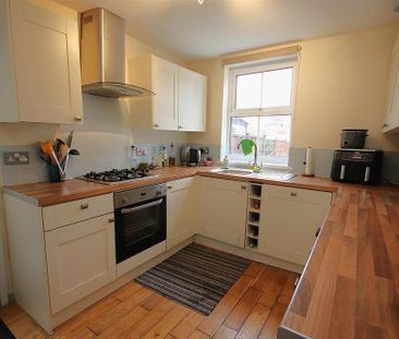 2 bedroom terraced house to rent - Photo 6
