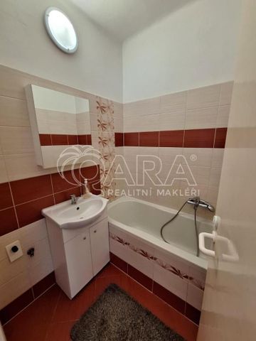 Pronájem bytu 1+1 39 m2 - Fotografie 5