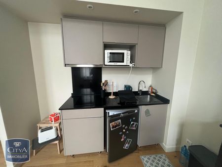 Location Appartement 1 pièce 27m² VALENCIENNES 59300 - Photo 3