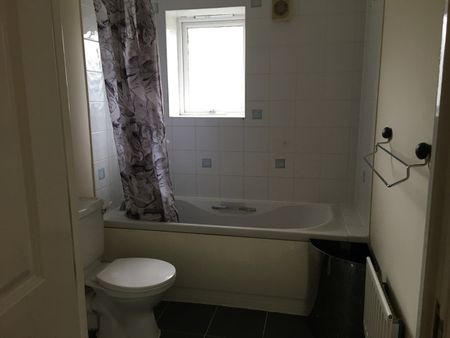 2 Bed Flat, Conrad House, E16 - Photo 5