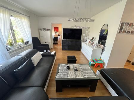 Helsingforsgatan, Kista - Photo 3