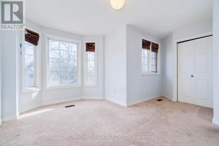 26 HAZEL AVENUE - Photo 4