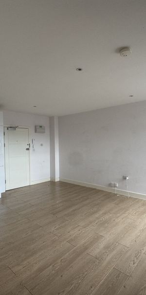 Buckingham Street, Aylesbury - Photo 1