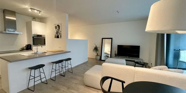 Appartement te huur in Antwerpen voor € 850 met 1 slaapkamer - Foto 1