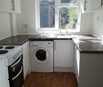 1 bedroom semi-detached house to rent - Photo 5
