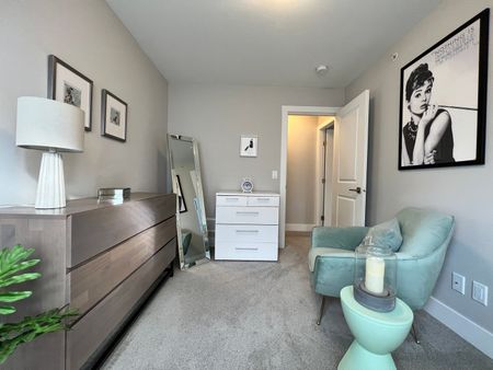 3 bed/3 bath Townhouse in Lake Country - Photo 4