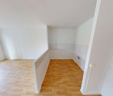 4-Raum-Wohnung mit offenem Wohn-/Essbereich und Balkon - Foto 1