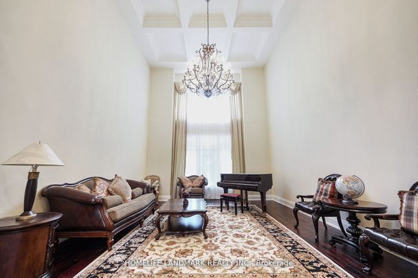 For Lease - 450 Meadow Wood Road, Mississauga, Ontario - Photo 1