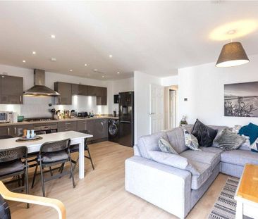 3 bedroom apartment to rent - Photo 5