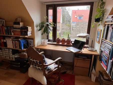 Rapsodivägen, Skogås - Photo 3