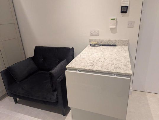 Property to rent - Photo 1