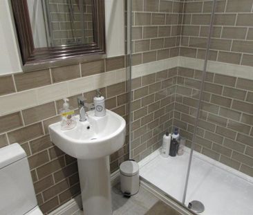 4 bedroom house to rent - Photo 1