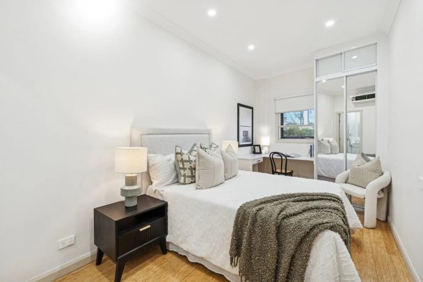 Modern Lifestyle in a Boutique Complex - Photo 1