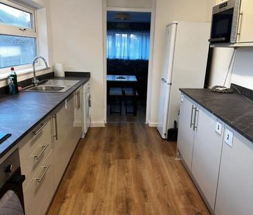 Room in a Shared House, Gulson Road, CV1 - Photo 5