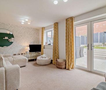 3 bedroom semi-detached house to rent - Photo 2