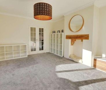 Newlands Drive, Acomb, YO26 - Photo 3