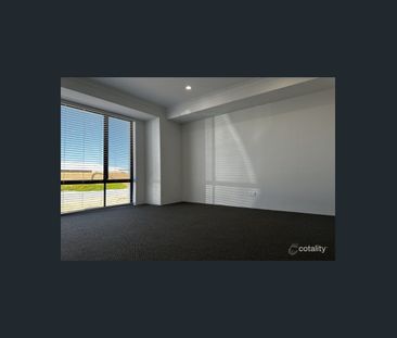 Comfortable Living Starts Here - Photo 2