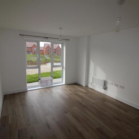 3 bedroom semi-detached house to rent - Photo 3