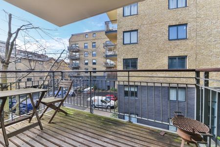3 bedroom apartment to rent - Photo 2