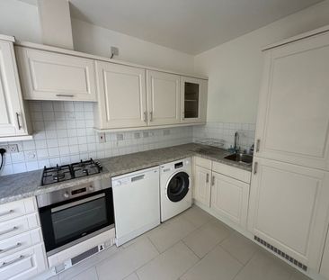 2 Bed Flat, Raleigh Court, SE16 - Photo 6