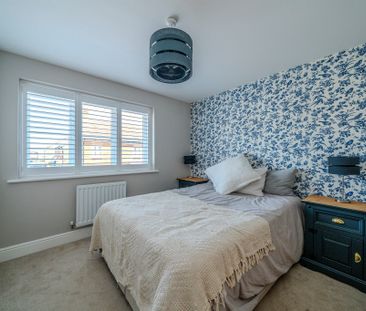 Waring Crescent, Aylesbury, Aston Clinton - Photo 4