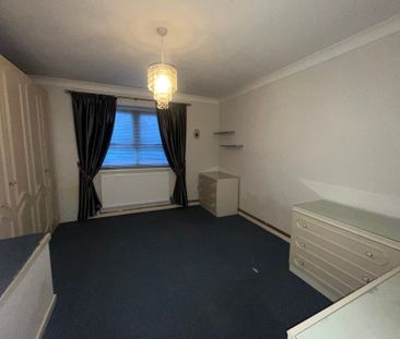 Bantams Close, BIRMINGHAM - Photo 5