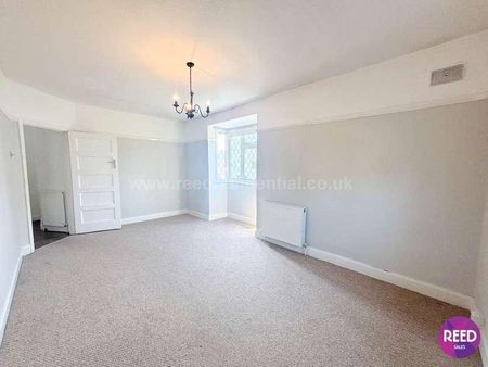 Canewdon Road, Westcliff On Sea, SS0 - Photo 3